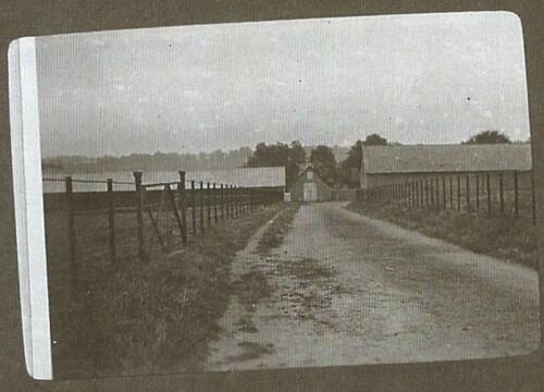 D-10-2 Manor Farm c 1920 (Holme)